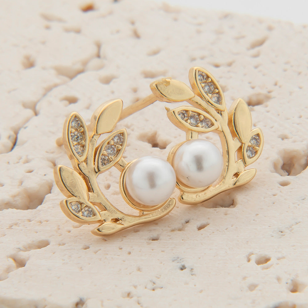 Affordable Luxury Style Zircon Leaf-shaped Simple Rings