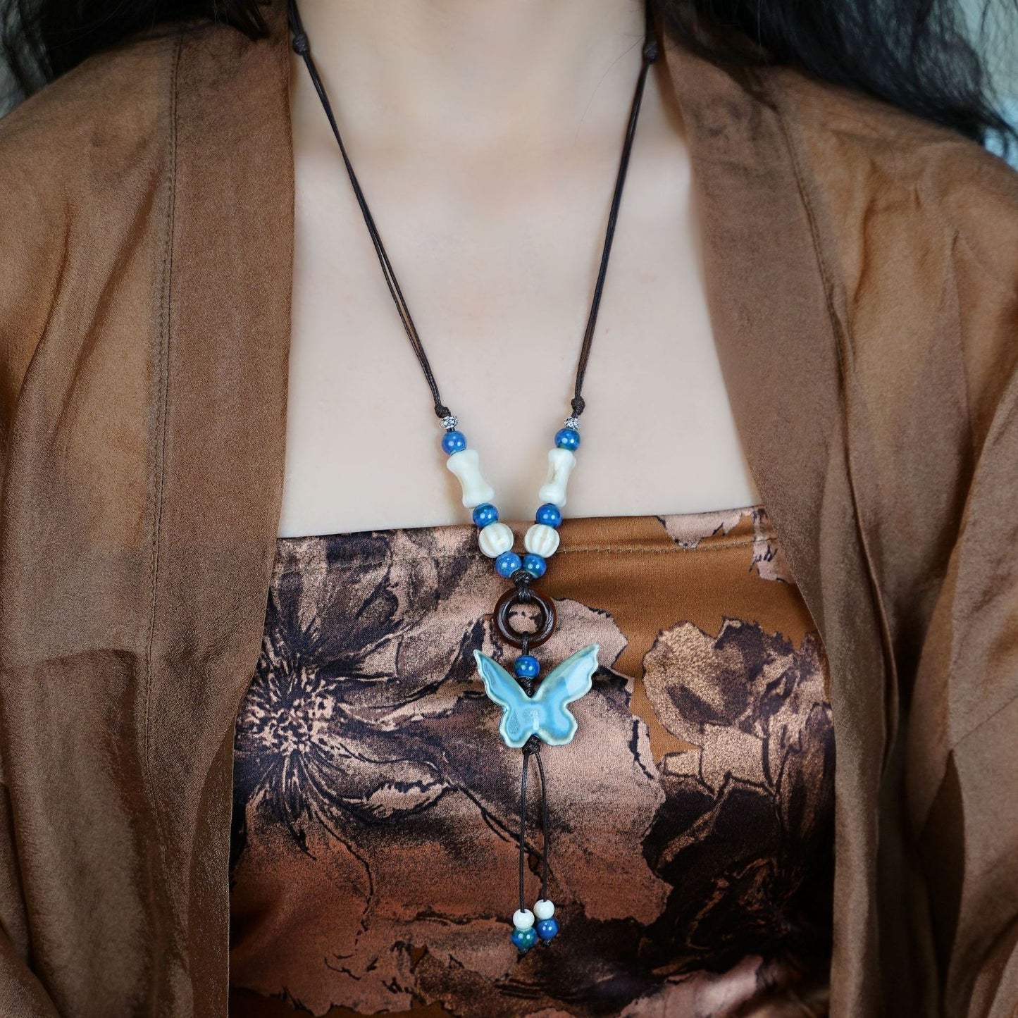 Women's Gradient Butterfly Woven Sweet Ancient Style Cute Design Sense Clavicle Necklaces