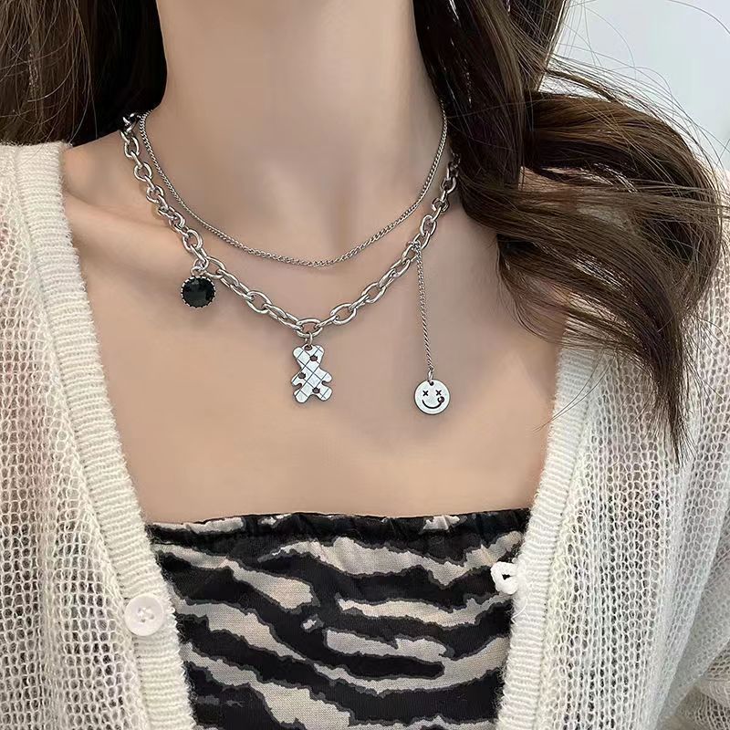 Women's Butterfly Niche Design Versatile Personality Hip Hop Clavicle Chain Necklace