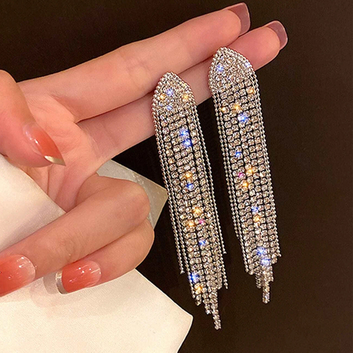 Women's Diamond Metal Long Fringe High-grade Ear Earrings