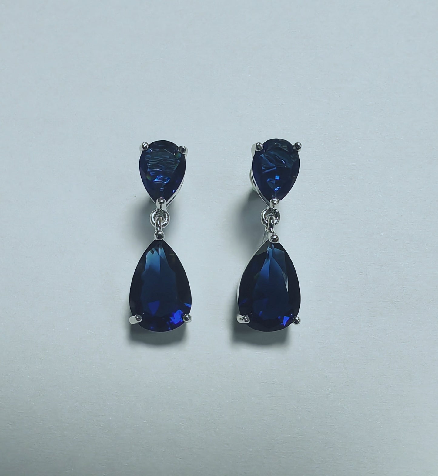 Women's Long Drop Zircon Ear Simple Light Luxury Wind Earrings