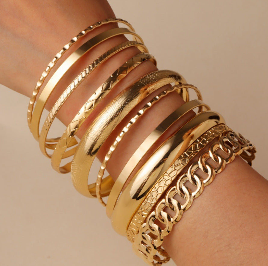 Beautiful Twist Glossy Irregular Punk Suit Bracelet
