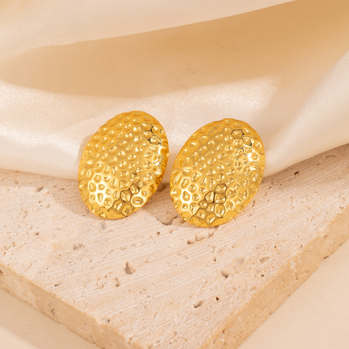Women's Steel Glossy Love Heart Light Luxury Minority High-grade Earrings