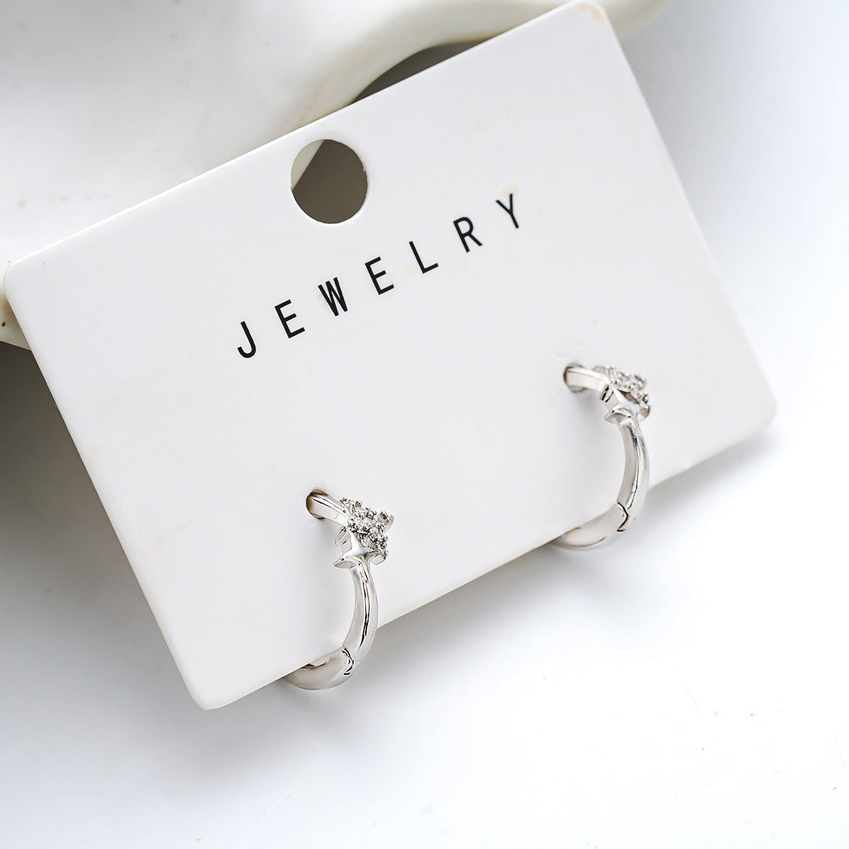 Temperament Ear Clip Light Luxury High Sense Simple Earrings