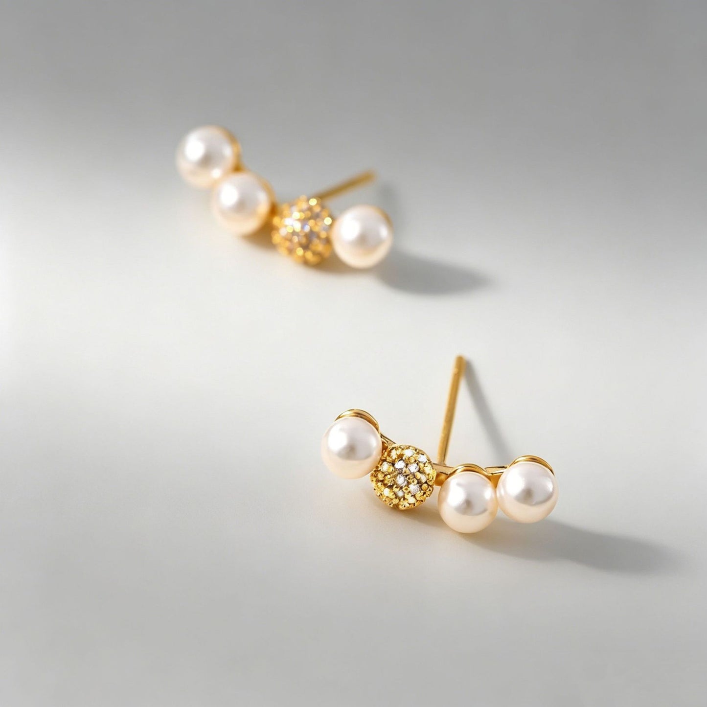 Smile Word Pearl Female High Sense Ear Earrings
