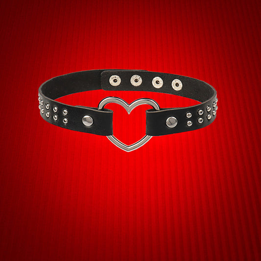Women's Heart-shaped Peach Heart Vintage Rivet Inlaid Collar