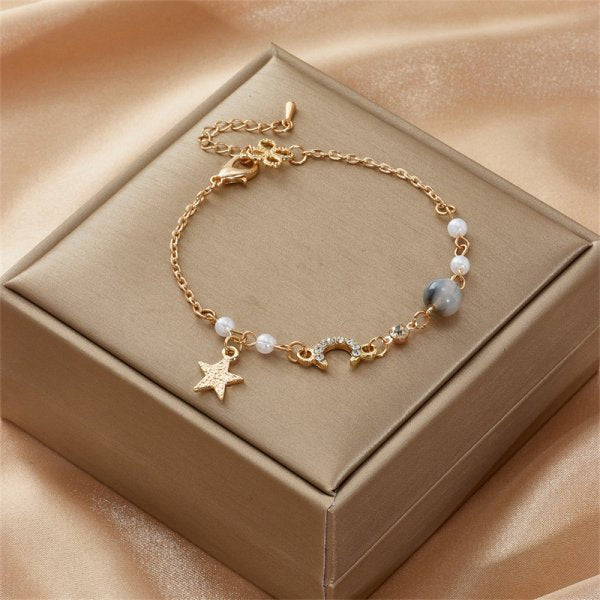 Women's Five Small Flower Five-pointed Star Pull Bracelet