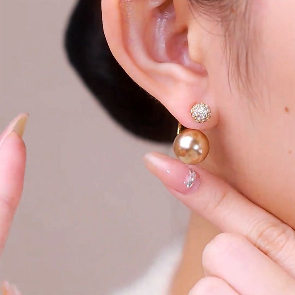 Women's High Sense Design Fashion Temperament Entry Earrings