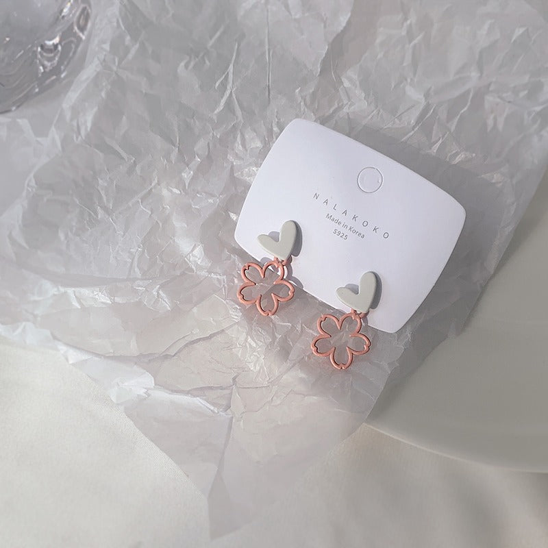 Color Hollow Small Flower Love Heart Female Elegant Simple Earrings