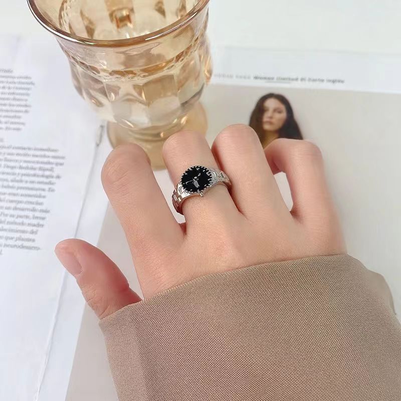 Women's Watch Design For Forefinger Personalized Minority Rings