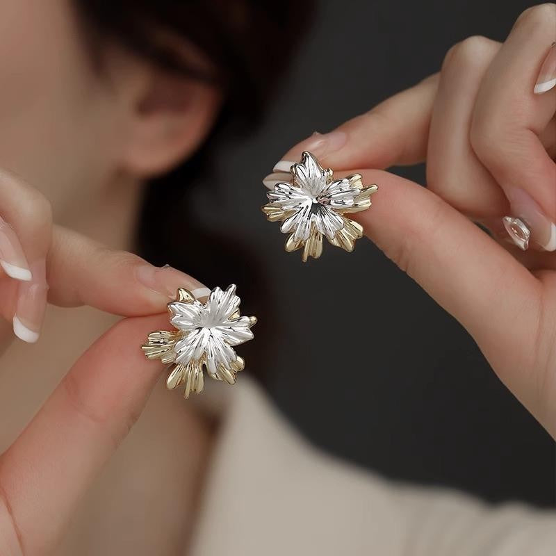 Women's Gold Sier Contrast Color Metal Flower Fashionable Unique Design Versatile Earrings