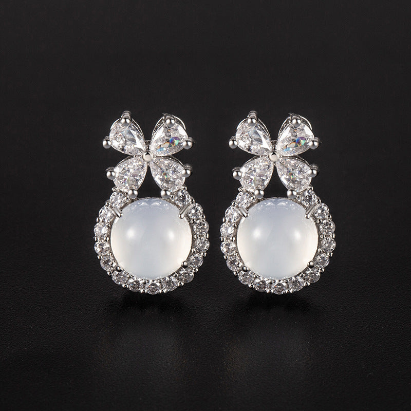 Women's Needle Exquisite Fashion Four-leaf Flower For Chinese Style Niche Design Earrings