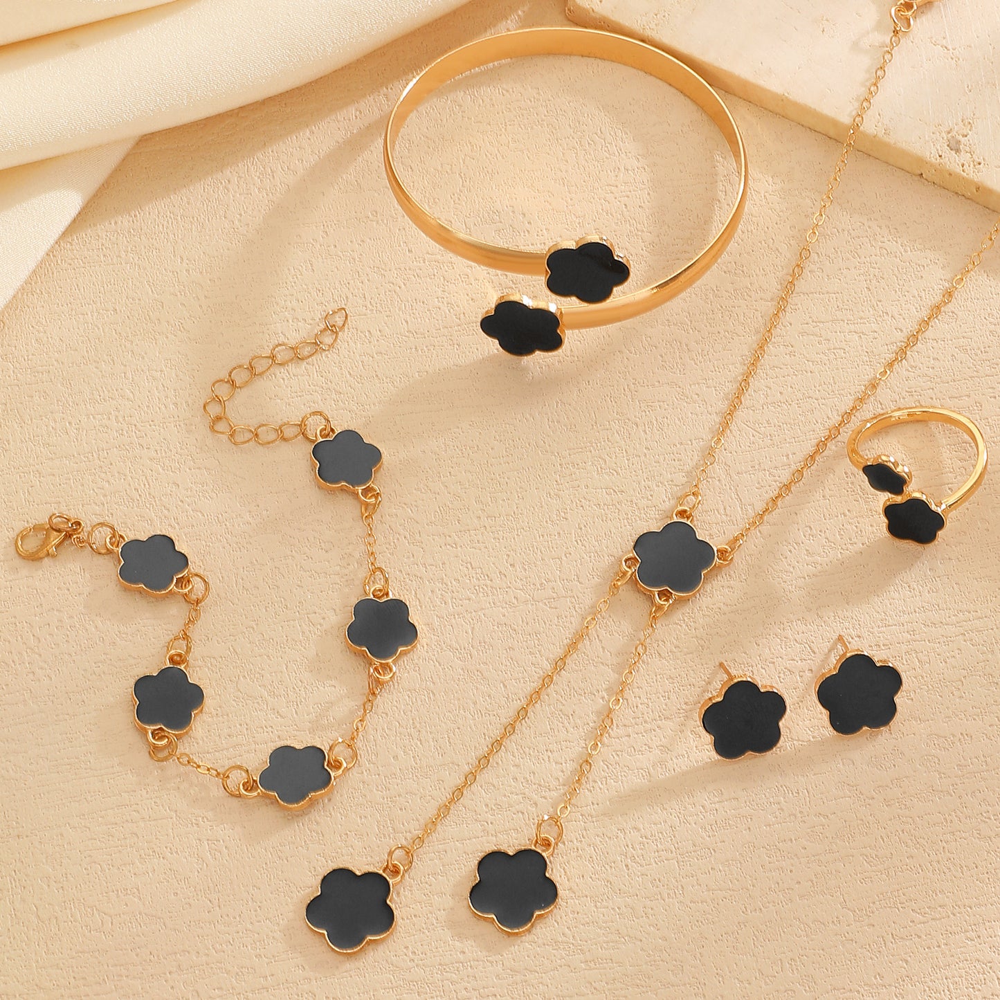 Lucky Flower Parthenocissus Grass Ear Female Jewelry Set