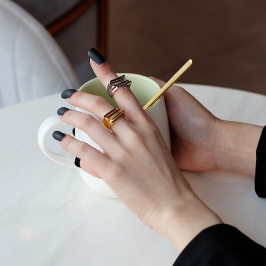 Out Multilayer Female Temperament Glossy Geometric Irregular Cold Rings