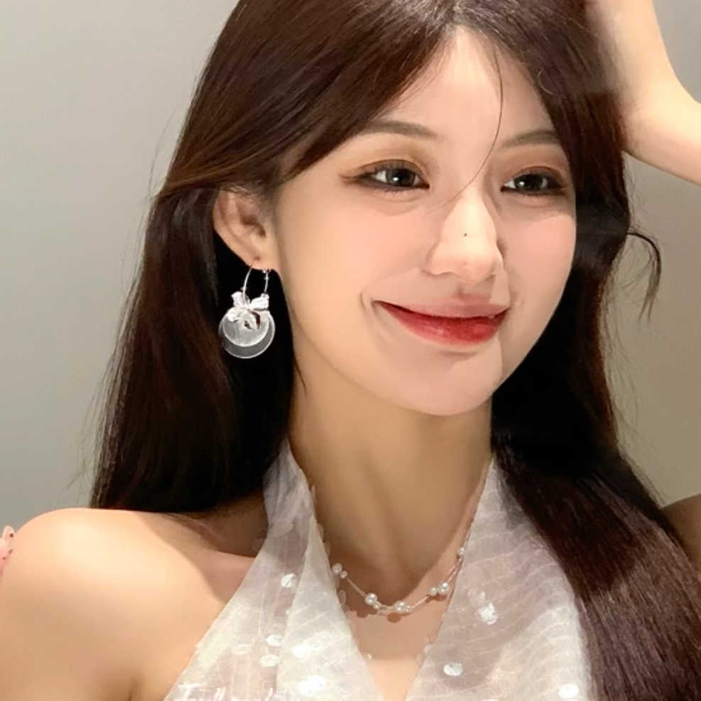 Women's Super Fairy Cold Feeling Shell Flower High Sense Ear Seaside Earrings