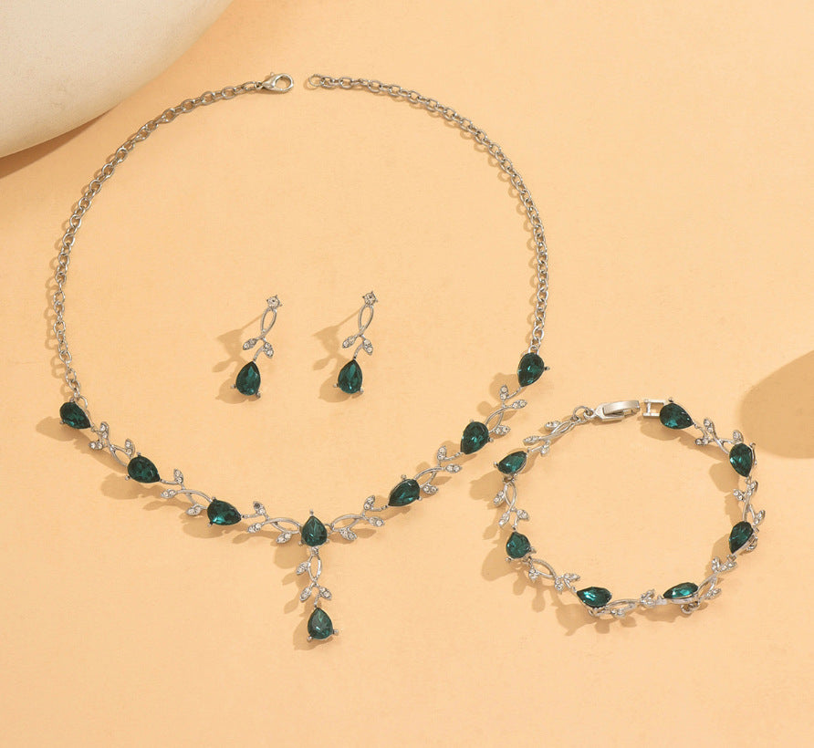Women's Bridal Crystal Two-piece Wedding Dress Jewelry Set