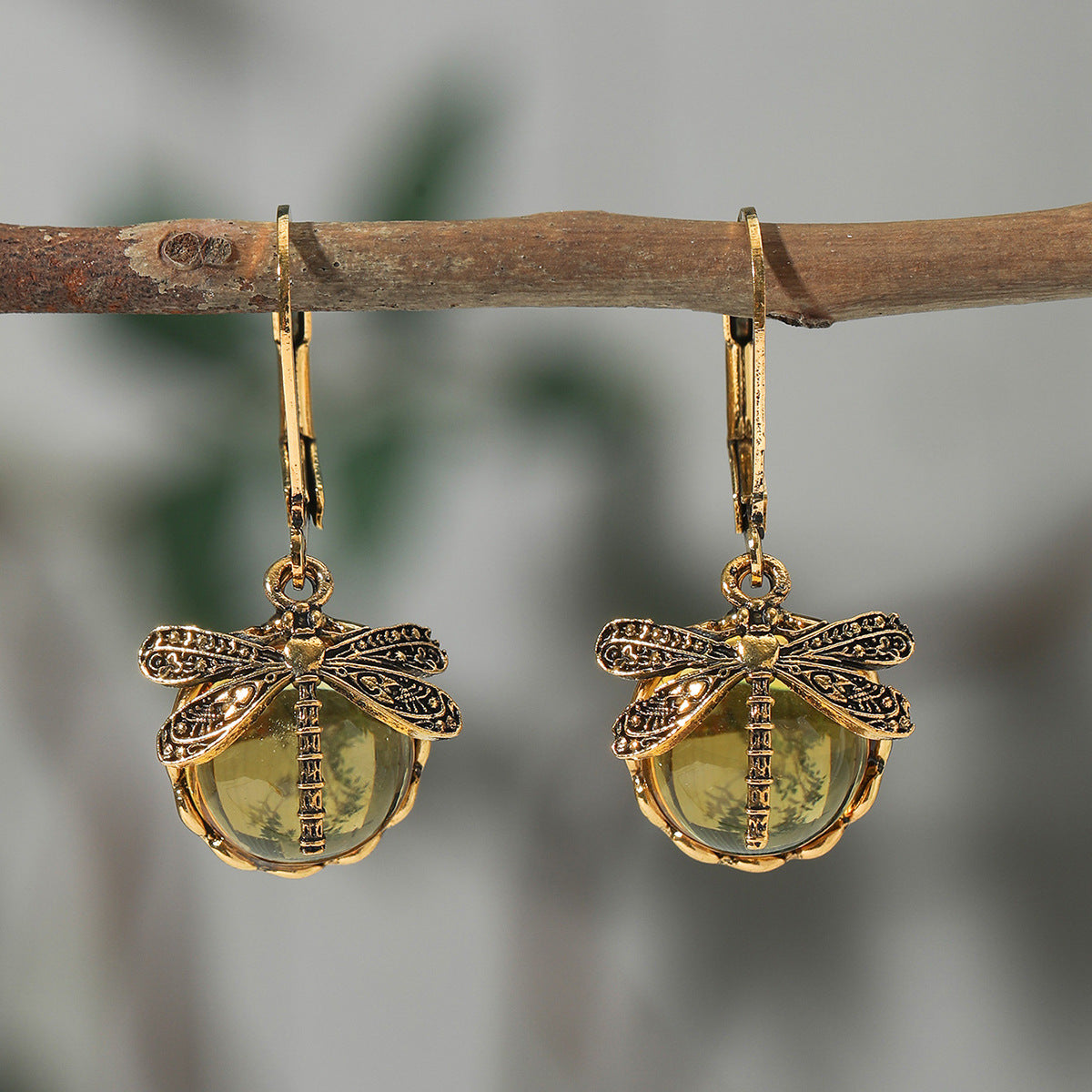 Women's Creative Vintage Dragonfly Green Crystal Charm Pendants