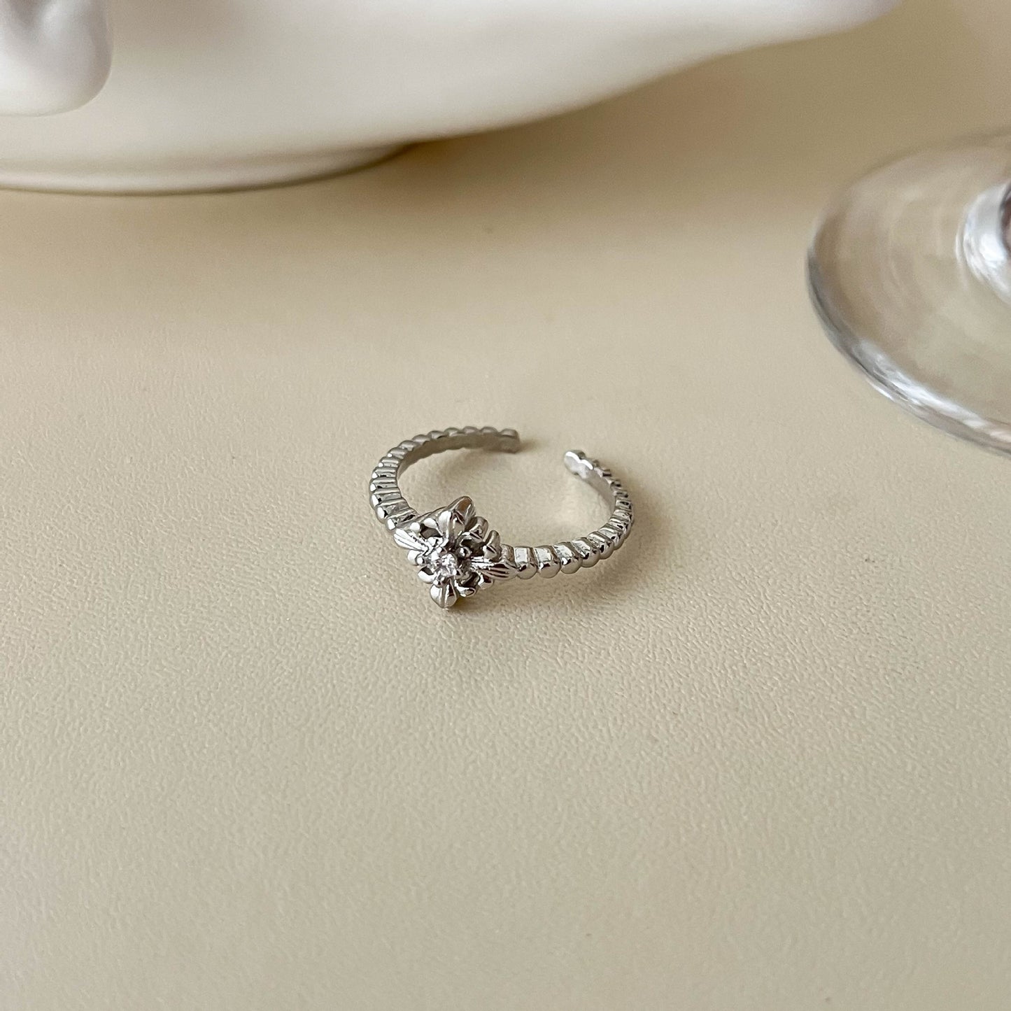 Women's Old Money Style Irregular Cross Hollow Out Open-end Zircon Unique Ring