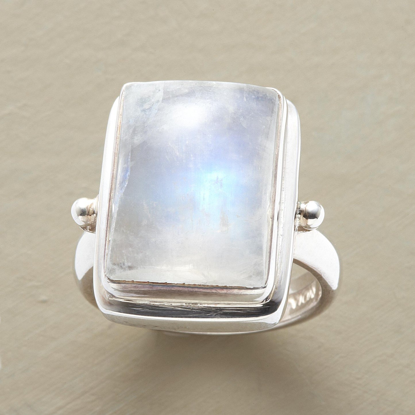 Women's Fashion Antique Natural Gemstone Moonstone Engagement Wedding Rings