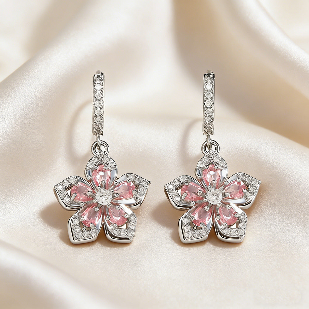 Women's Zircon Light Luxury High-grade Rotating Flower Fashion Titanium Steel Clavicle Necklaces