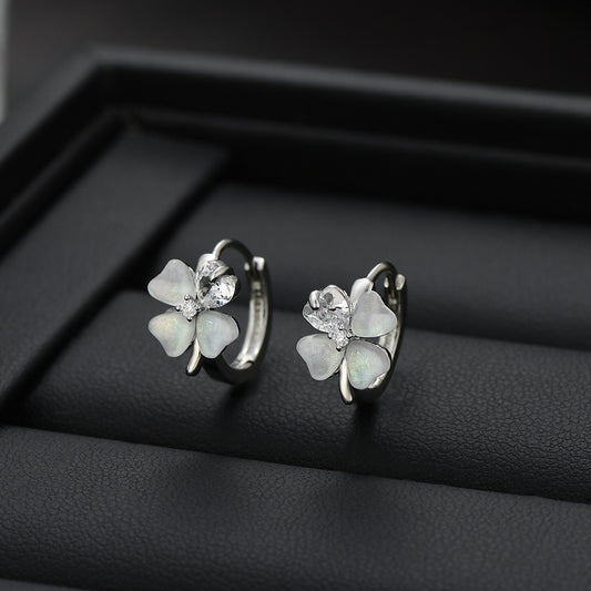 Zircon Personalized Female Niche Design Lucky Four-leaf Earrings