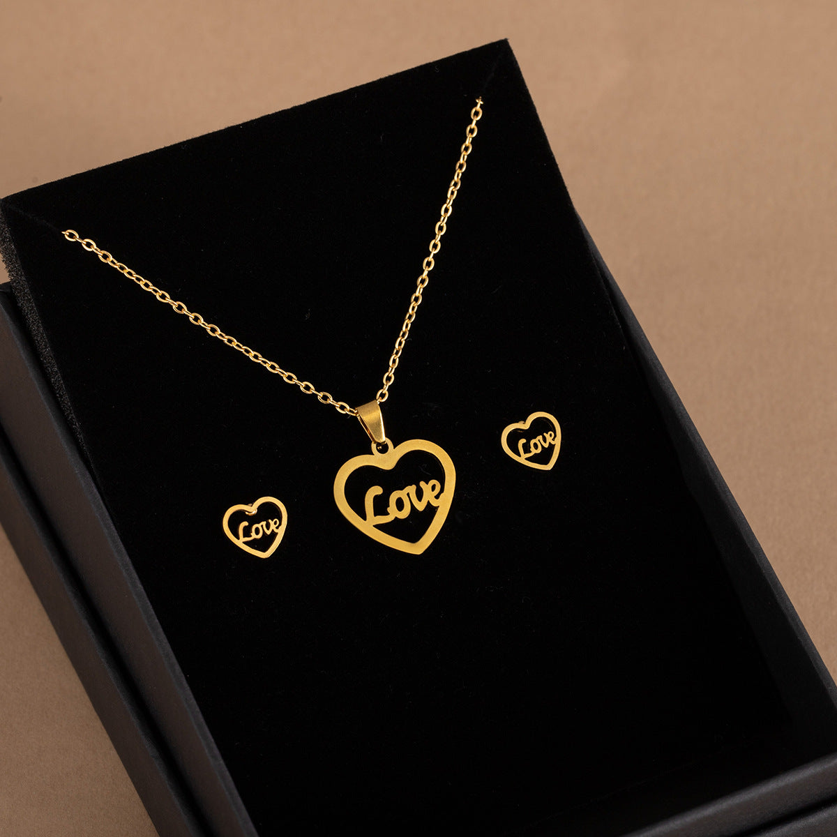 Stainless Steel Design Fashion Suit Metal Style Geometric Heart Necklaces