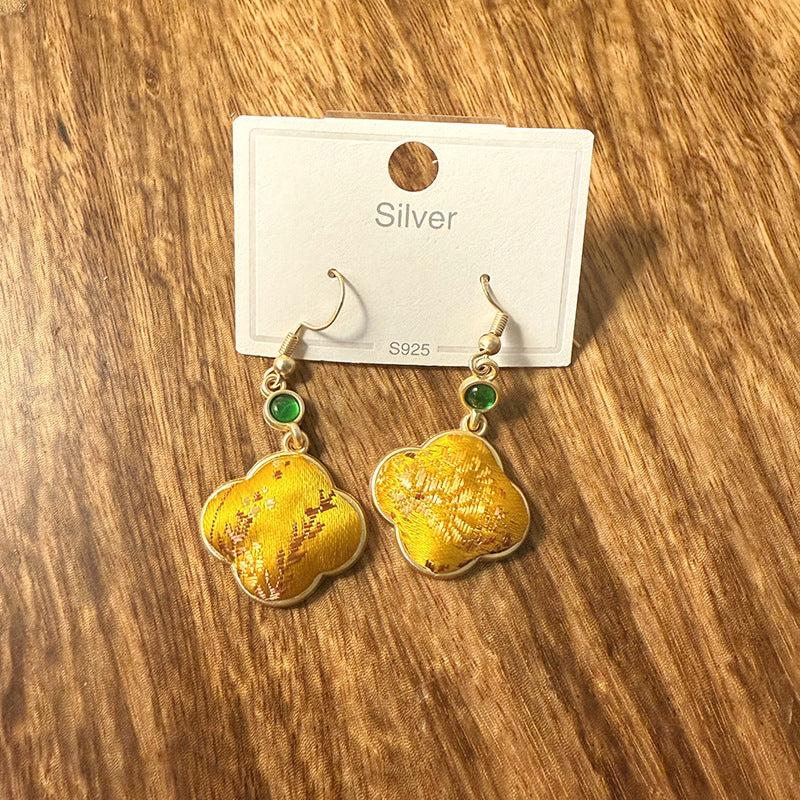 Women's Style Song Dynasty Brocade Handmade Chinese Ear Hook