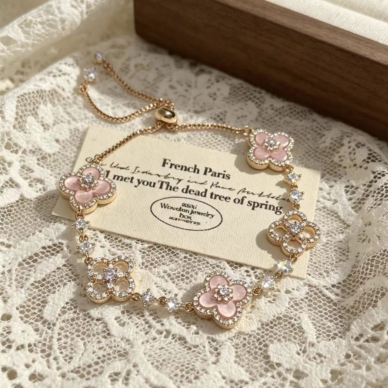 Pink Clover Adjustable Light Luxury Design Bracelets