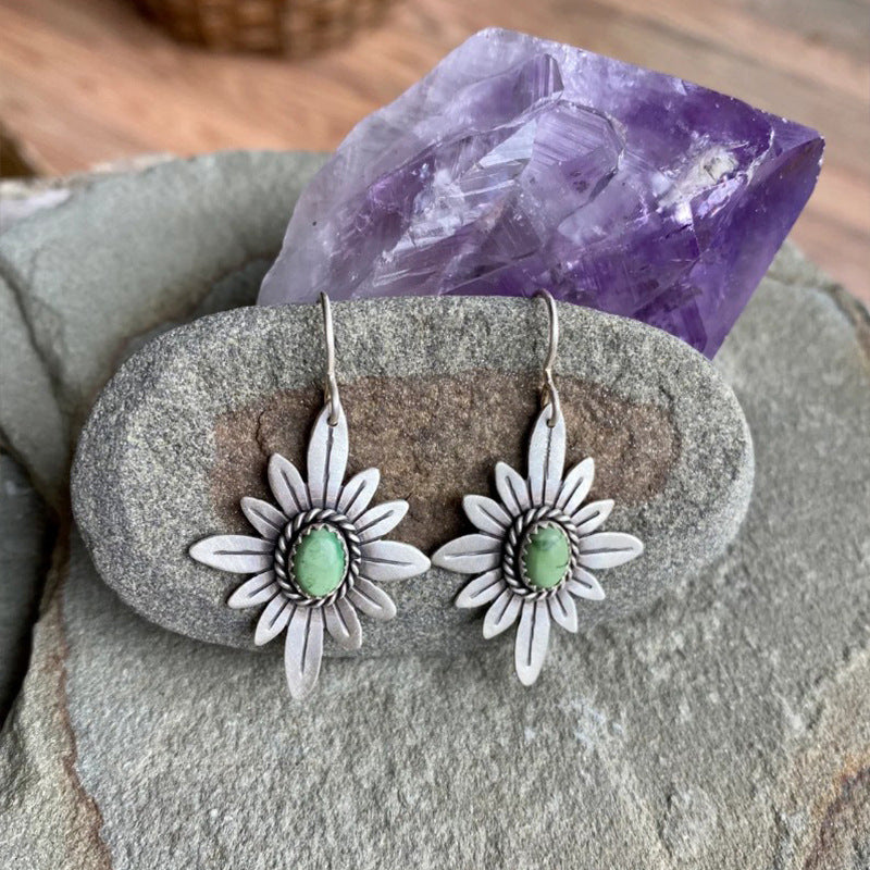 Late Summer Little Daisy Retro Electroplated Earrings