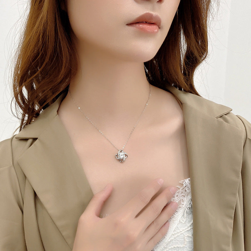 Clover Female Clavicle Chain Fashion Zircon Pendants