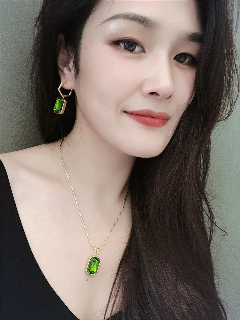 Style High-grade Gold Green Crystal Fashion Suit High Earrings
