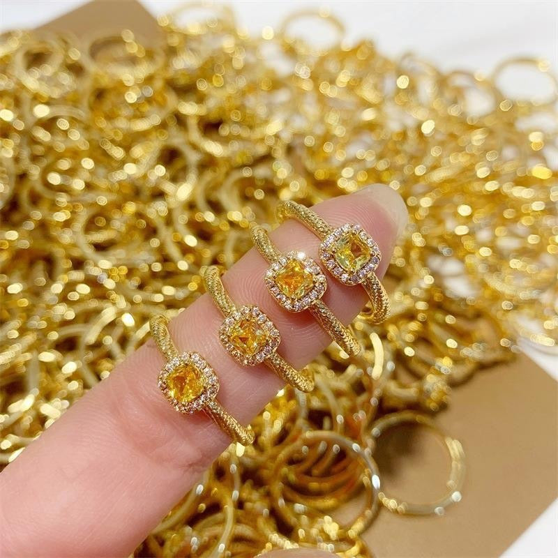 Light Luxury Super Flash Small Sugar Cube Female Citrine Necklace