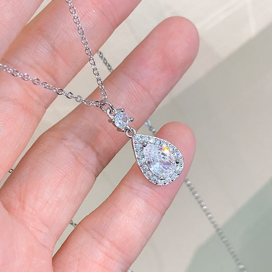 Beauty Tears Temperament Water Drop Female Light Luxury Clavicle Chain Necklace