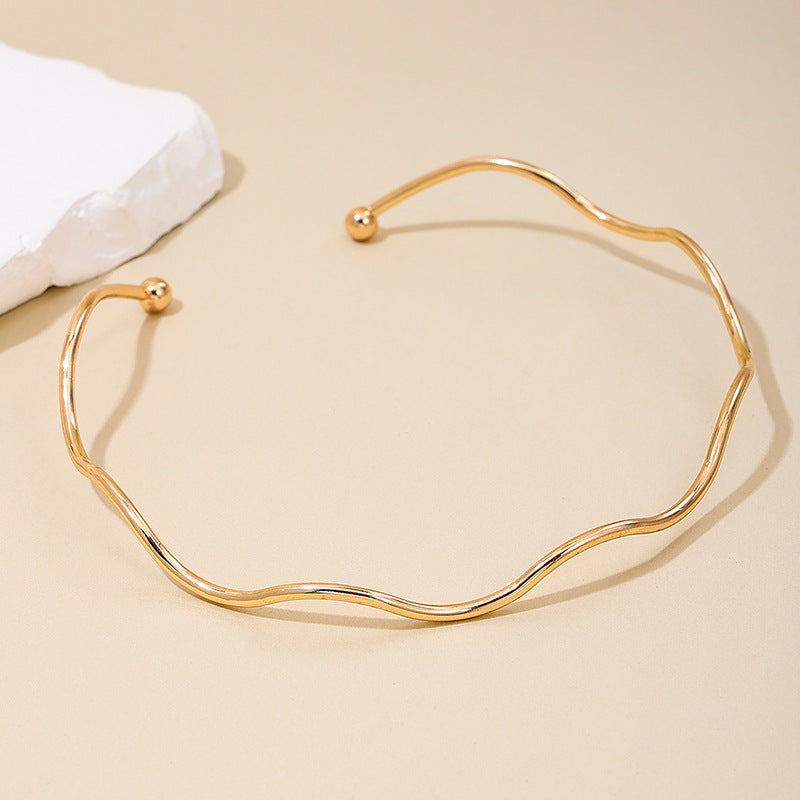 Women's Fashion Minimalist Office Commuter Neck Decoration Sweet Mouth Wave Collar