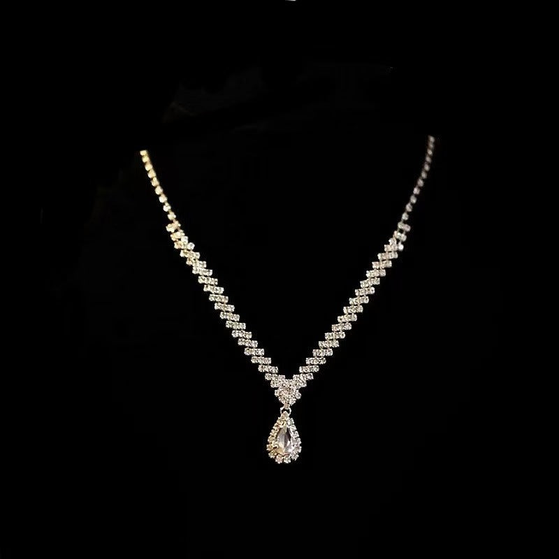 Women's Shawl Shiny Light Luxury High-grade Full Rhinestone Necklaces