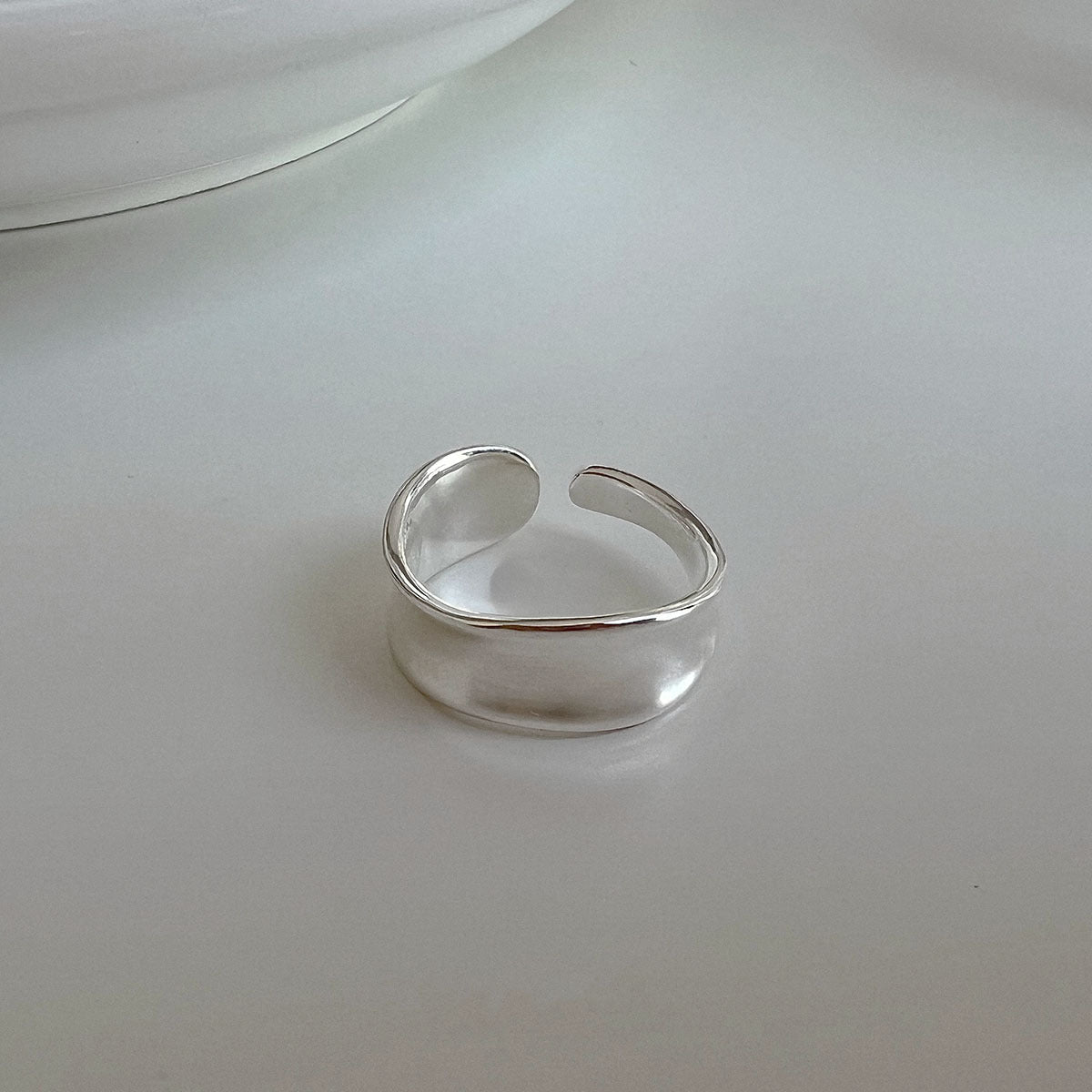Sier Wide Irregular Wave Glossy Simple Niche Advanced Cold Wind Ring