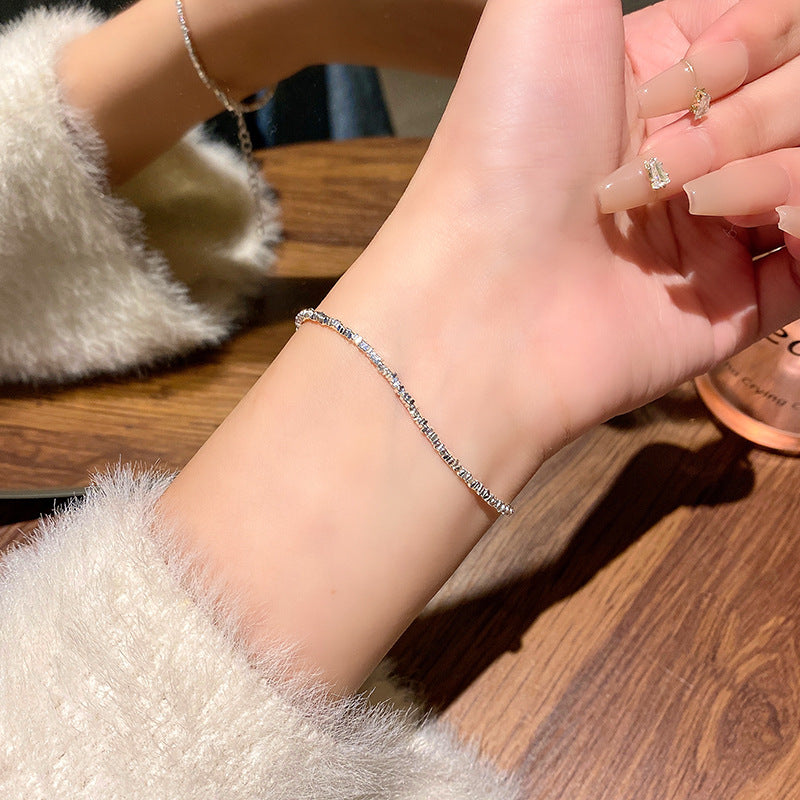Small Pieces Of Sier Female Light Luxury Bracelets