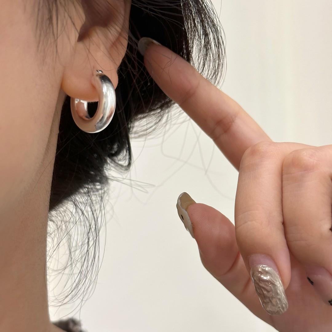 Women's Korean Style Simple Personality O-shaped Round For Ear Earrings