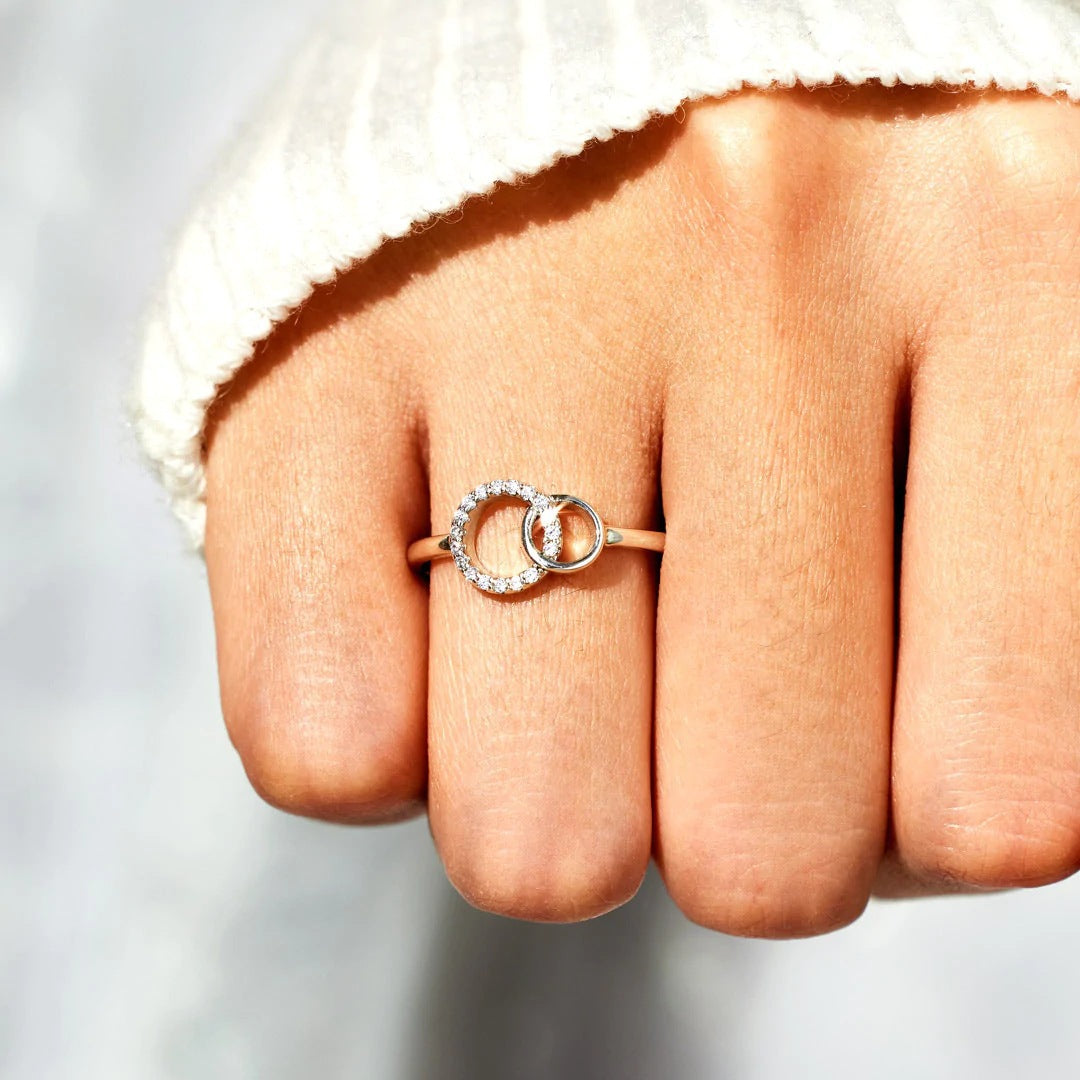 Women's Buckle Light Luxury Minority Fashionable Diamond Rings