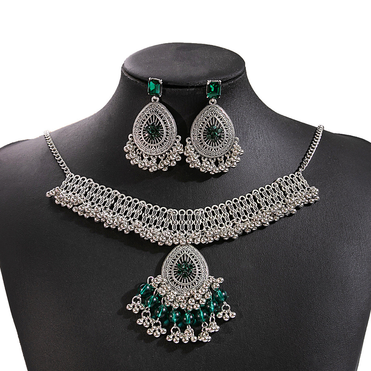 Women's Suite Retro Court French Pearl Water Jewelry Set