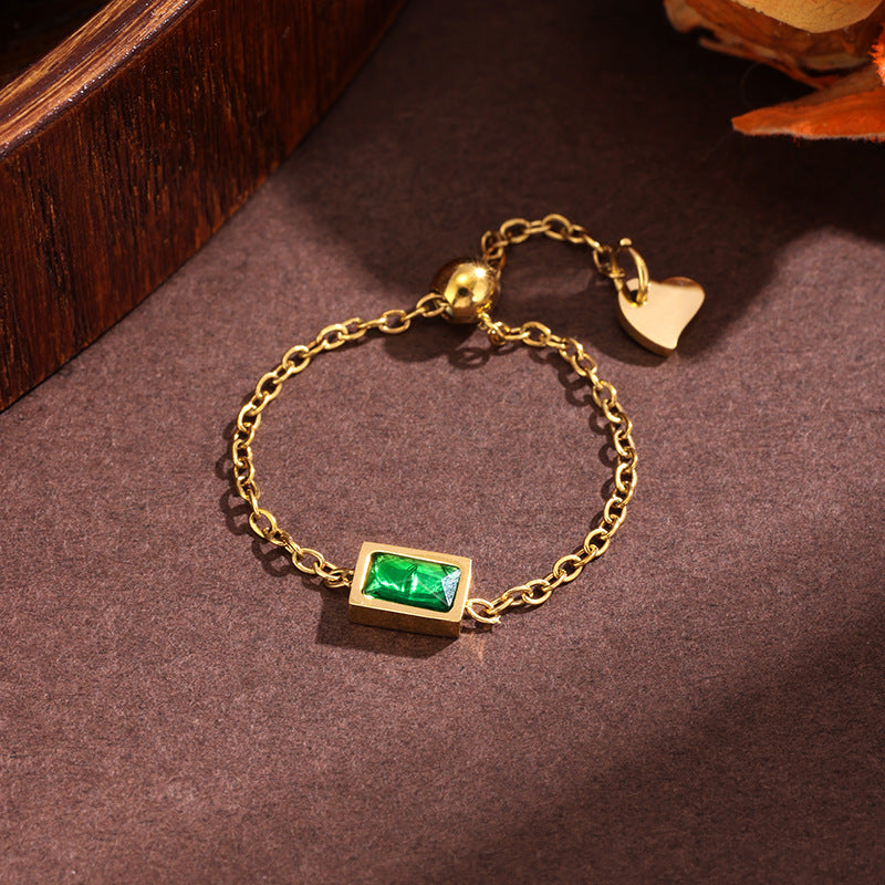 Light Luxury Cold Style Golden Artistic Necklaces