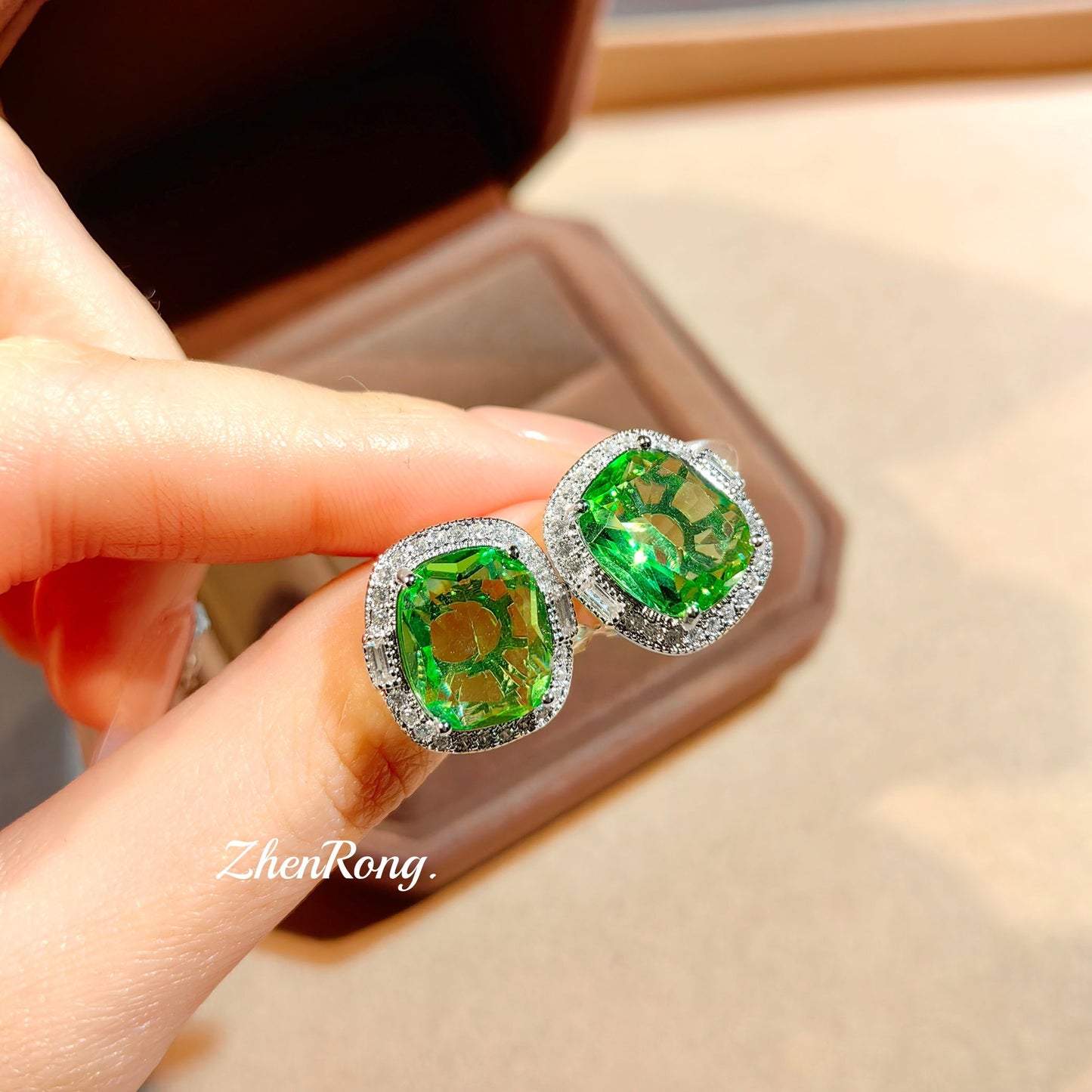 Women's Apple Green Diamond Emerald Colored Gems Pendants