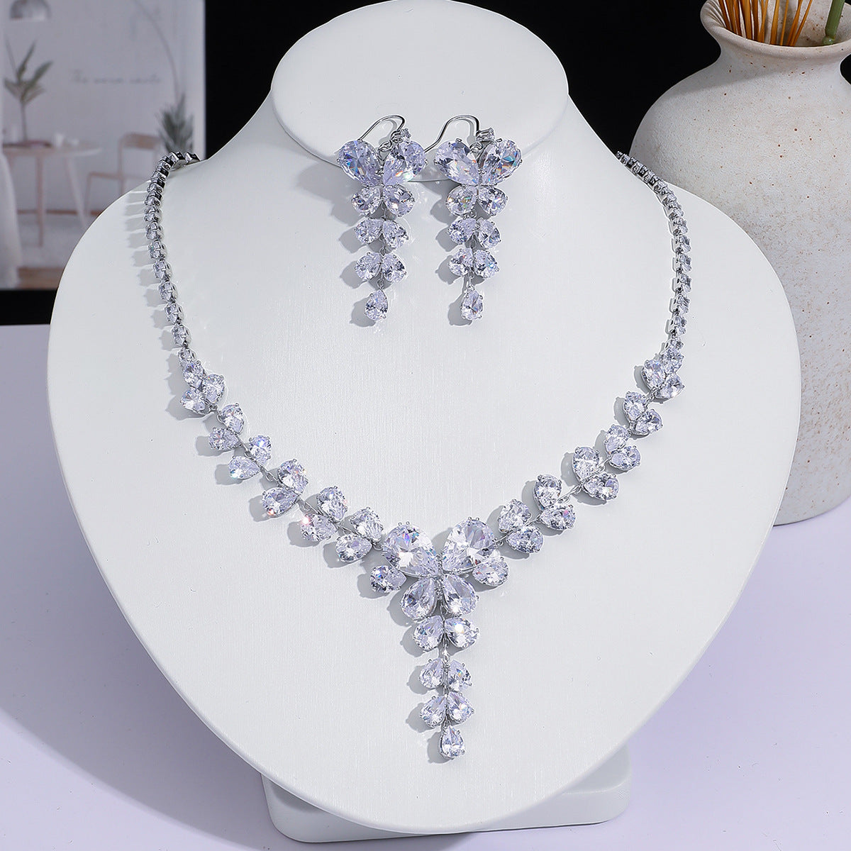 Full Diamond Drop-shaped Temperament The Dinner Party Jewelry Set