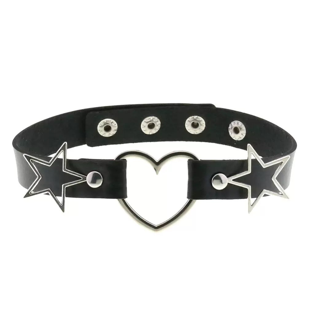 Love Heart-shaped Leather Female Alloy Pentagram Clavicle Necklaces