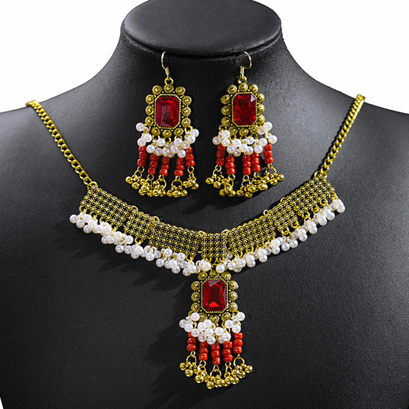 Women's Suite Retro Court French Pearl Water Jewelry Set