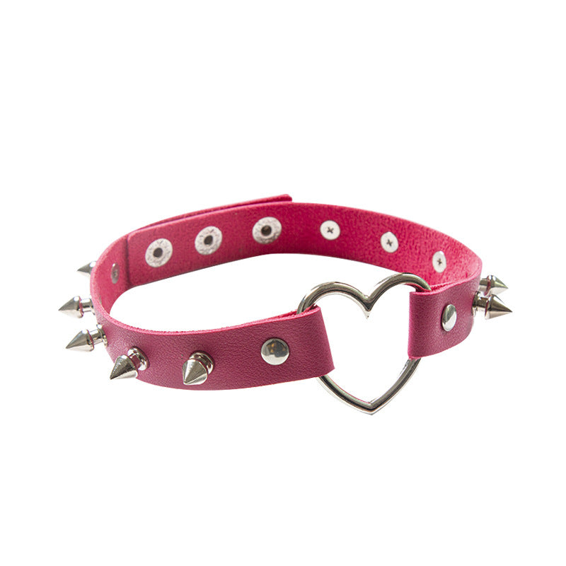 Pointed Rivet Leather Peach Heart Love Clavicle Chain Neck Collar