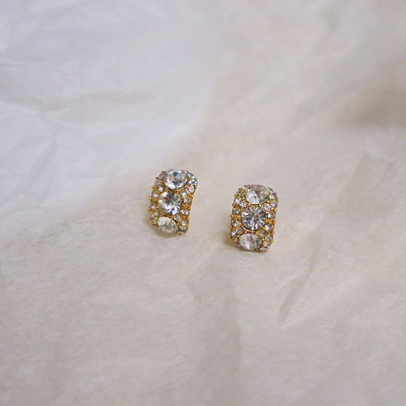 Super Light Luxury Butterfly Pearl Design Rings