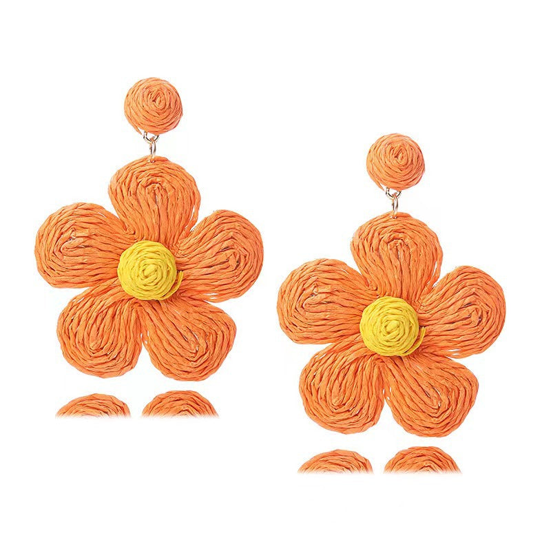 Attractive Raffia Flower Fashion Petals Hand-woven Stud Earrings