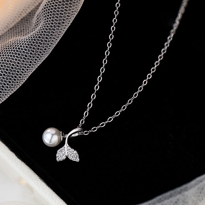 Women's Light Luxury Minority Design Style Fashion Simple Exquisite Refined Grace Necklace