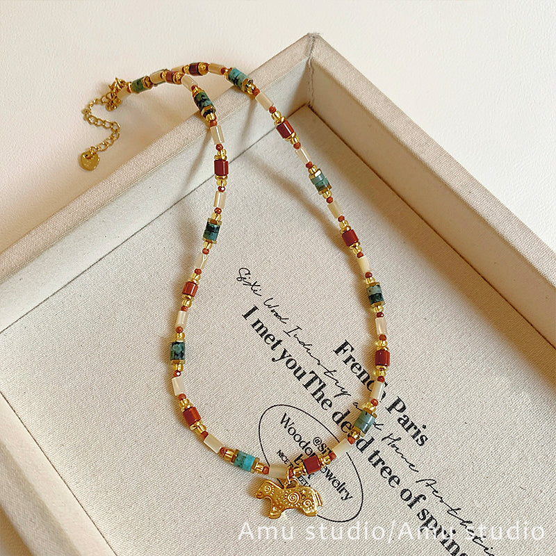Natural Stone Beaded Pony Item Female High Light Luxury Clavicle Necklace